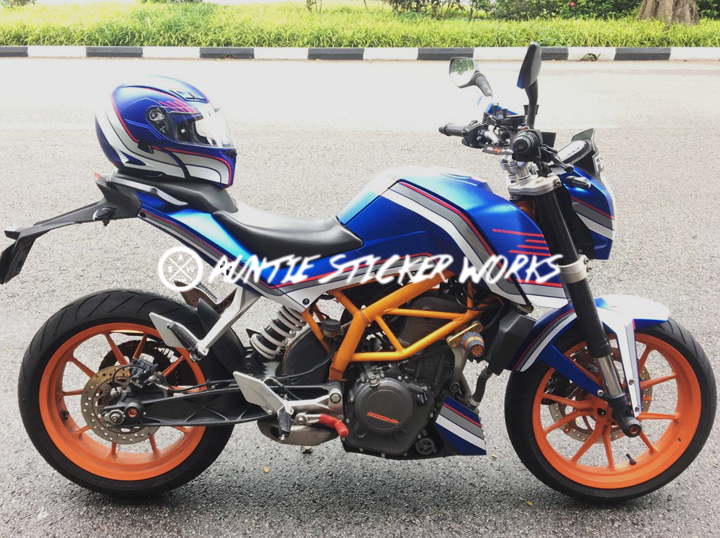 Shop Auntie Sticker Works on Atome