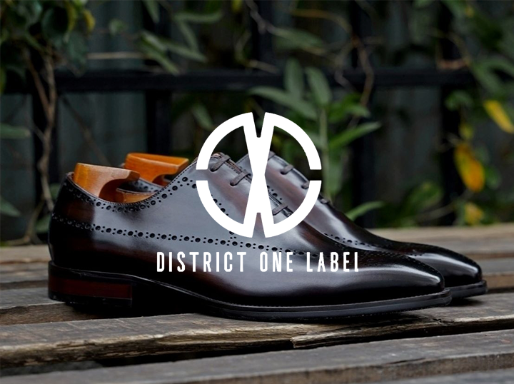 Shop District One Label on Atome