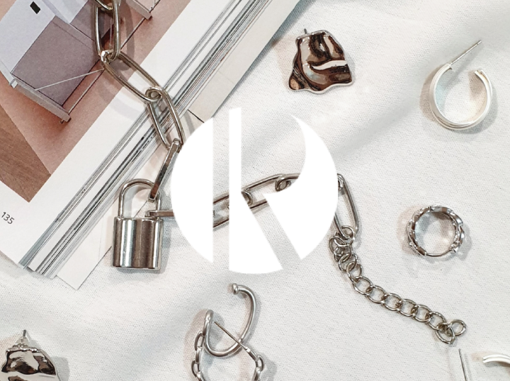 Shop Requisite Store on Atome