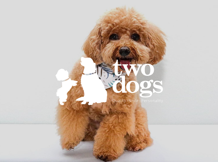 Shop Two Dogs on Atome